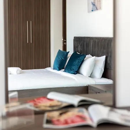 Sophisticated & Classy Stay At The Onyx Dubai Exterior foto