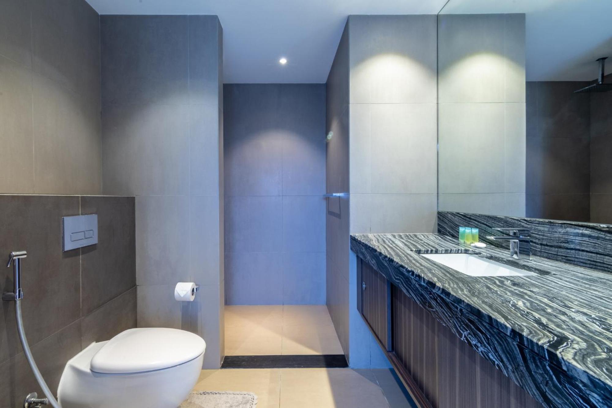 Sophisticated & Classy At The Onyx Апартаменти